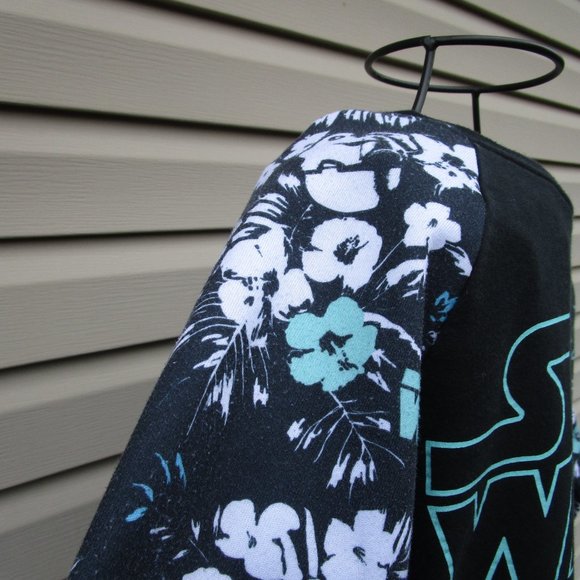 Star Wars Sweatshirt Size Small - Picture 4 of 11